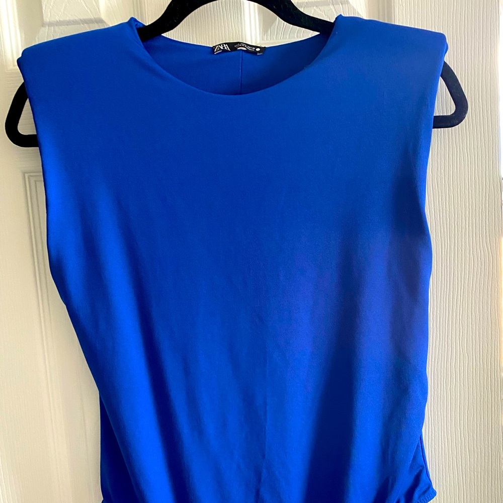 BRAND NEW!!! 🫨Never worn Zara bodysuit💙